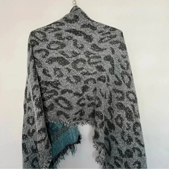 INC International Concepts Leopard Print Sequin Wrap Scarf Gray Black Blue - Picture 6 of 10